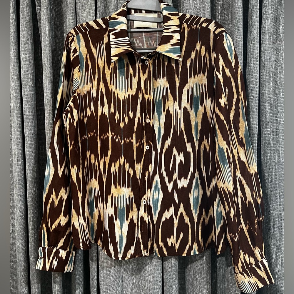Gorgeous linen blouse by Italian designer Momoni size 42 - Medium